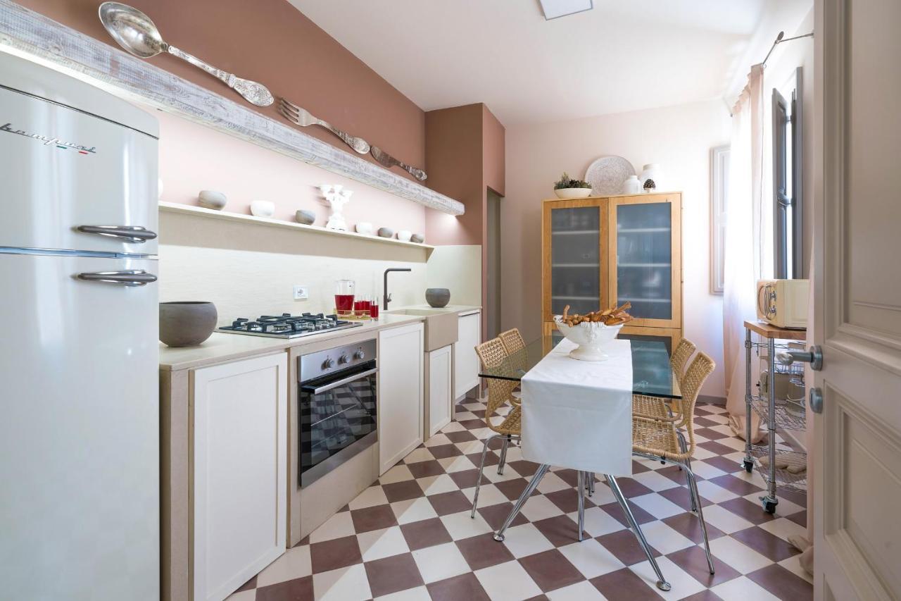 Dimora Al Duomo Apartment Трапани Екстериор снимка